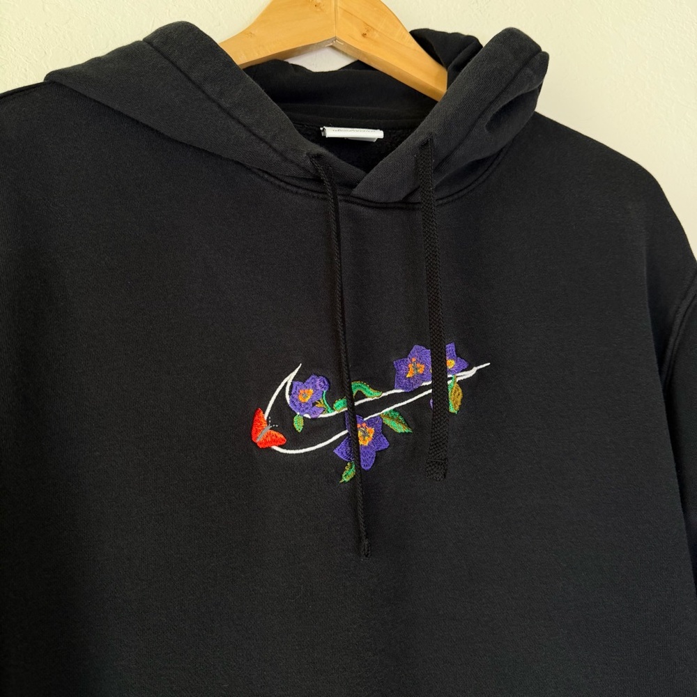 Nike Black Hoodie with Embroidered Floral Swoosh - Picture 3 of 7